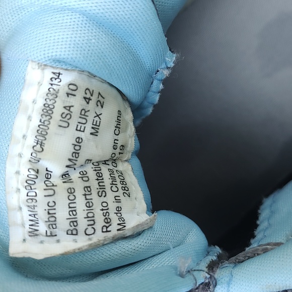 Avia Running Shoes - Picture 10 of 10